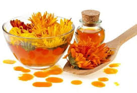 Calendula oil- Soap making oil- Lotion making supplies - Lux Natures Soaps & Skincare